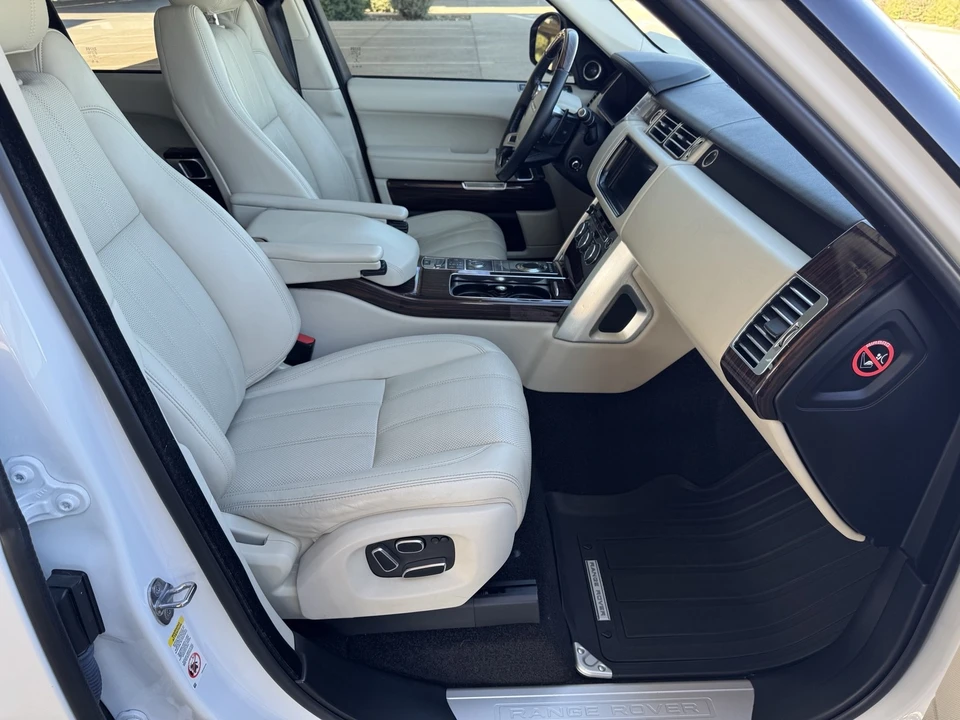 2014 Land Rover Range Rover L405 - Image 11 of 19