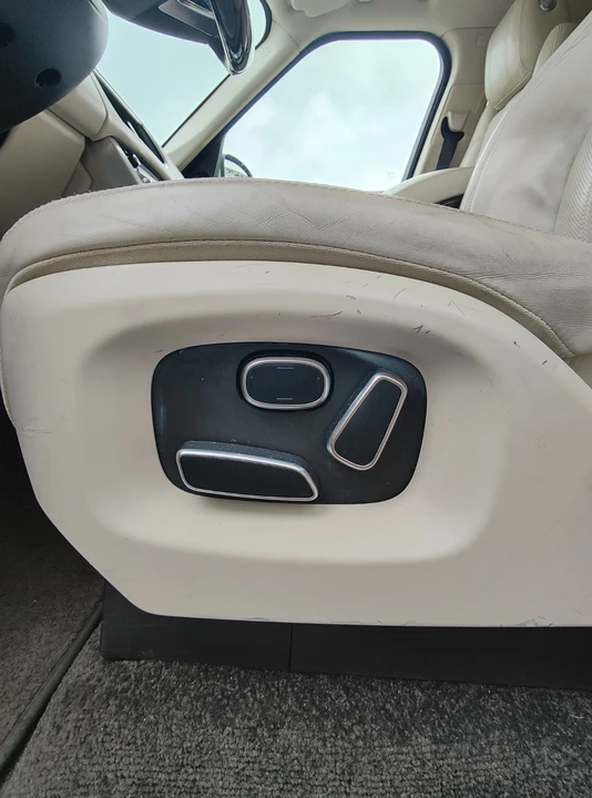 2014 Land Rover Range Rover L405 - Image 15 of 31