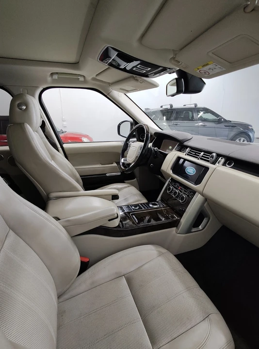 2014 Land Rover Range Rover L405 - Image 28 of 31