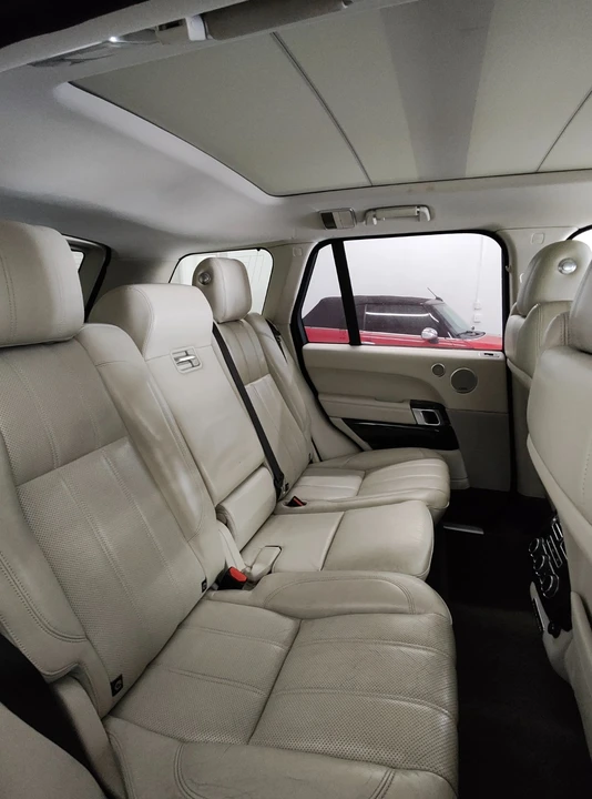 2014 Land Rover Range Rover L405 - Image 30 of 31