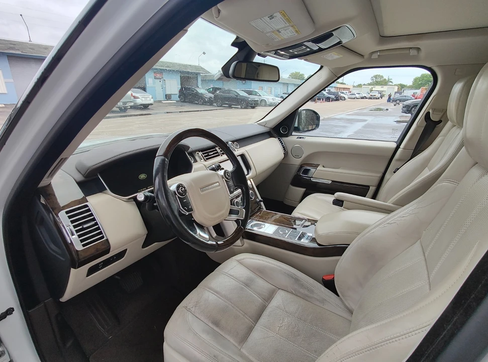 2014 Land Rover Range Rover L405 - Image 13 of 31