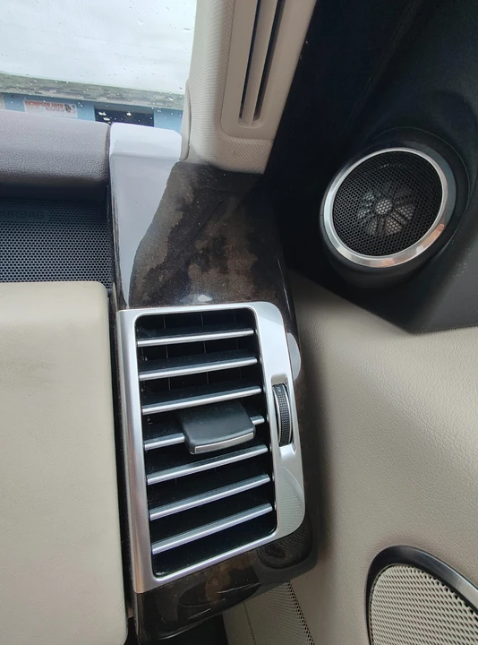 2014 Land Rover Range Rover L405 - Image 20 of 31