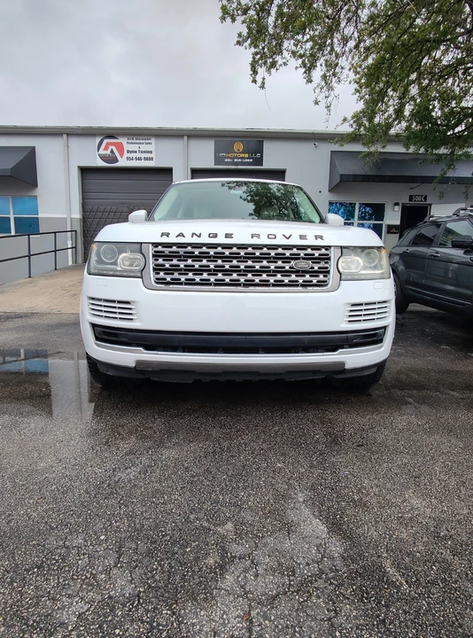 2014 Land Rover Range Rover L405 - Image 4 of 31