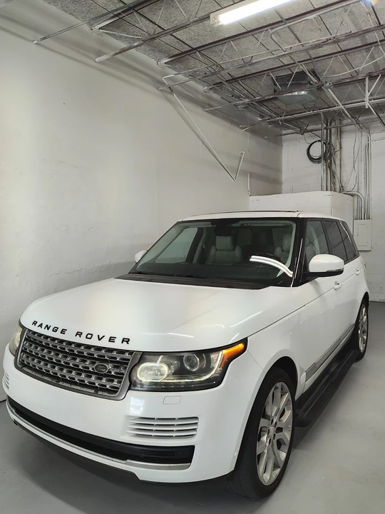2014 Land Rover Range Rover L405 - Image 8 of 31