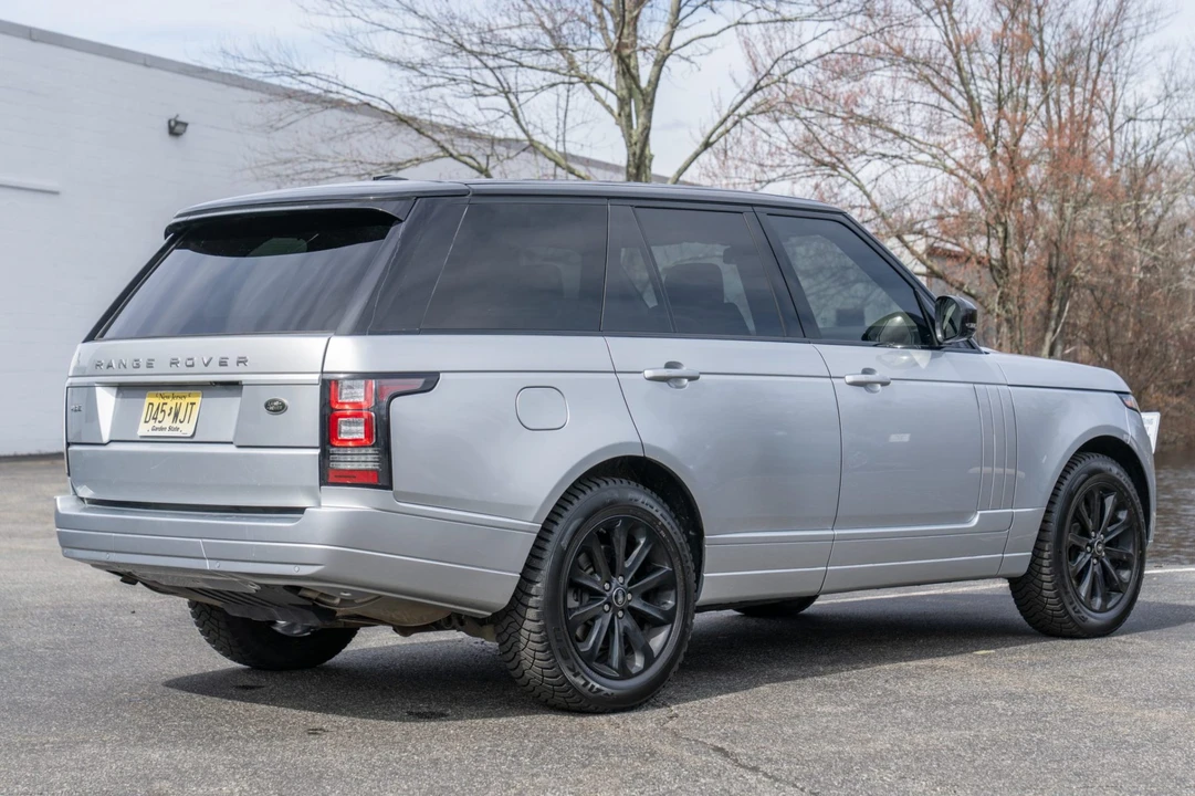 2014 Land Rover Range Rover L405 - Image 2 of 8
