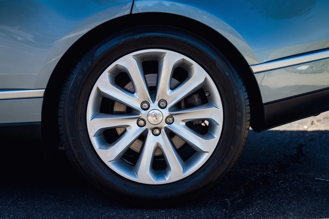 2014 Land Rover Range Rover L405 - Image 16 of 31