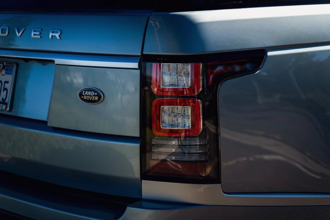 2014 Land Rover Range Rover L405 - Image 19 of 31