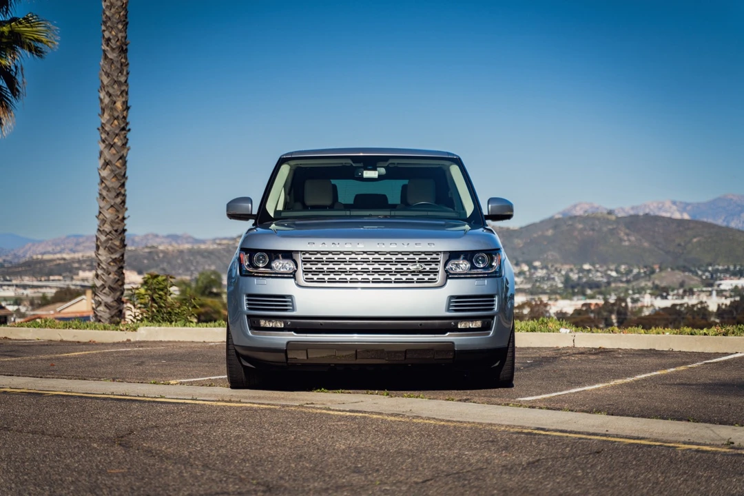 2014 Land Rover Range Rover L405 - Image 2 of 31