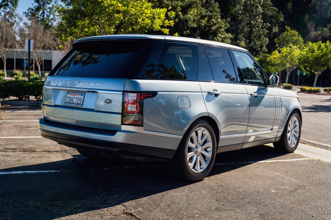 2014 Land Rover Range Rover L405 - Image 6 of 31