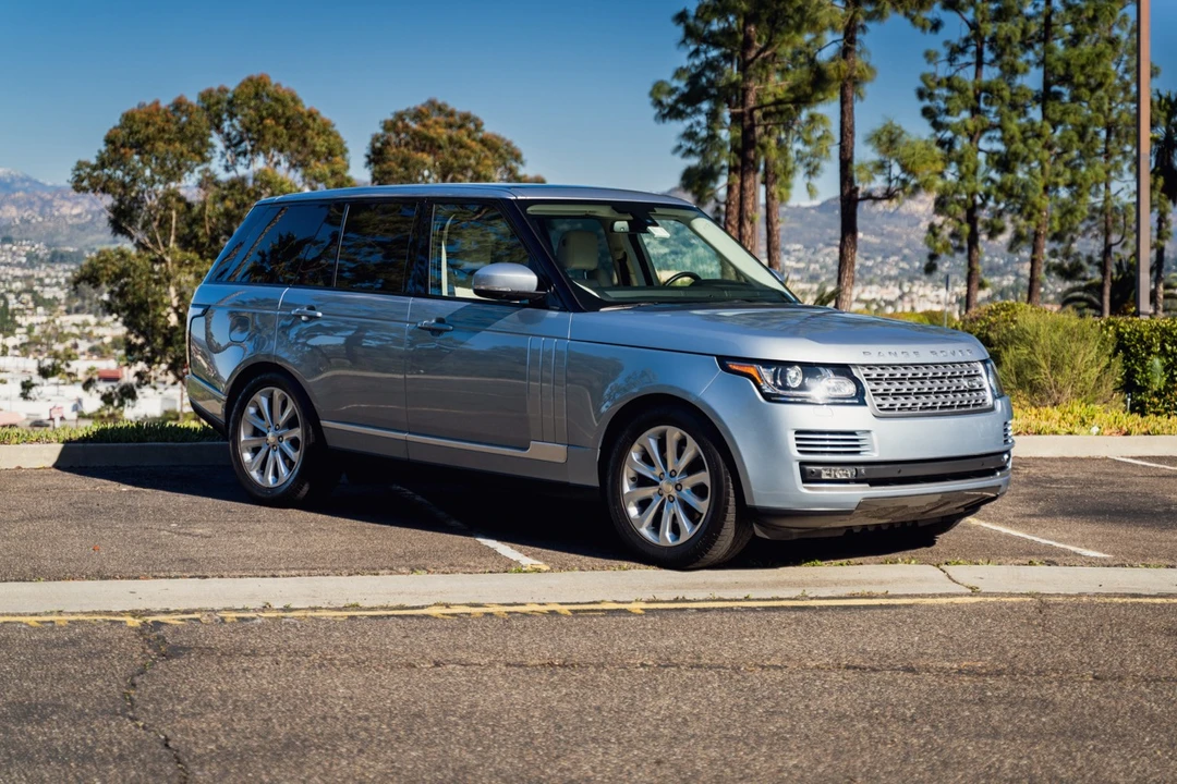 2014 Land Rover Range Rover L405 - Image 8 of 31