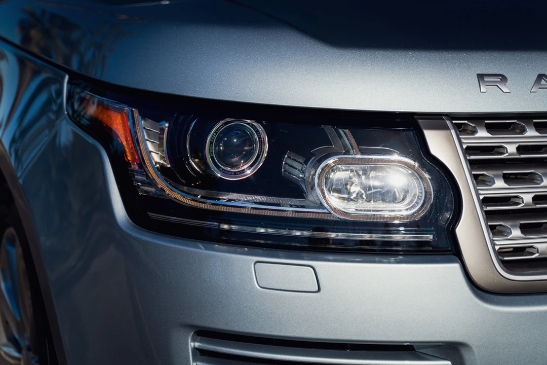 2014 Land Rover Range Rover L405 - Image 10 of 31