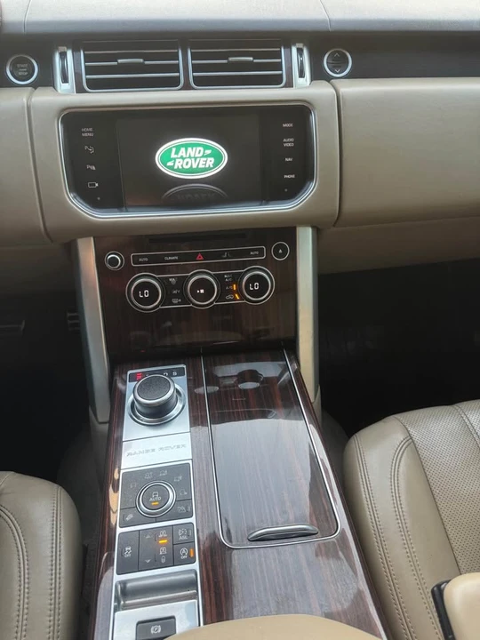 2014 Land Rover Range Rover L405 - Image 18 of 20