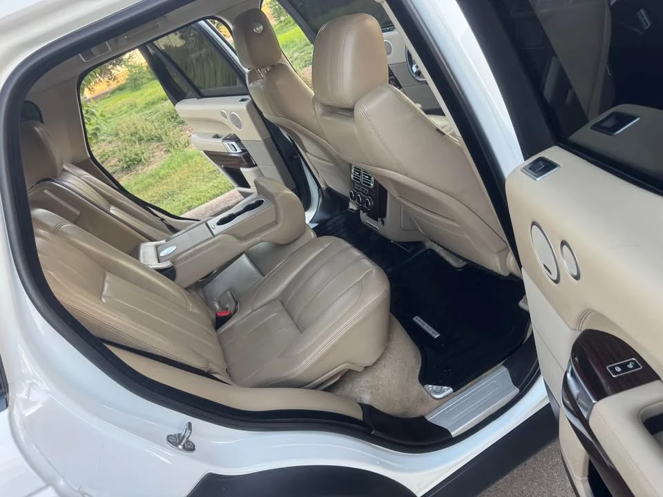 2014 Land Rover Range Rover L405 - Image 14 of 20