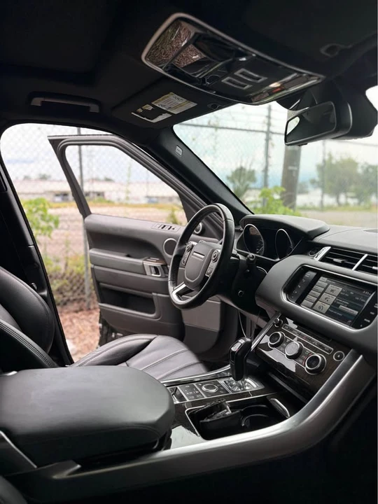 2014 Land Rover Range Rover L405 - Image 12 of 17