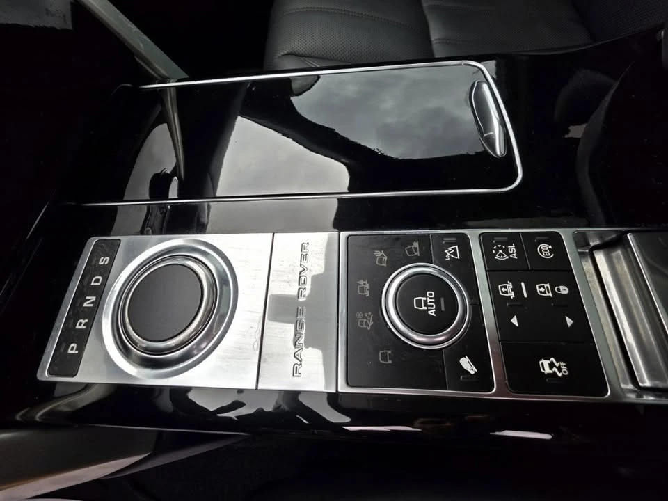 2014 Land Rover Range Rover L405 - Image 13 of 20