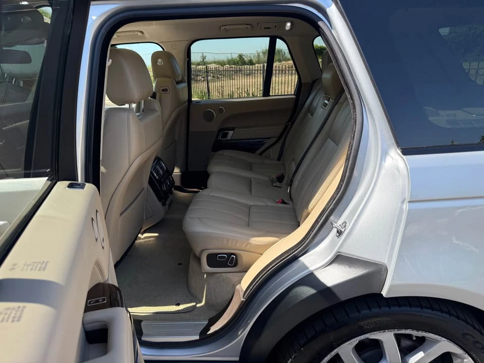 2014 Land Rover Range Rover L405 - Image 10 of 19
