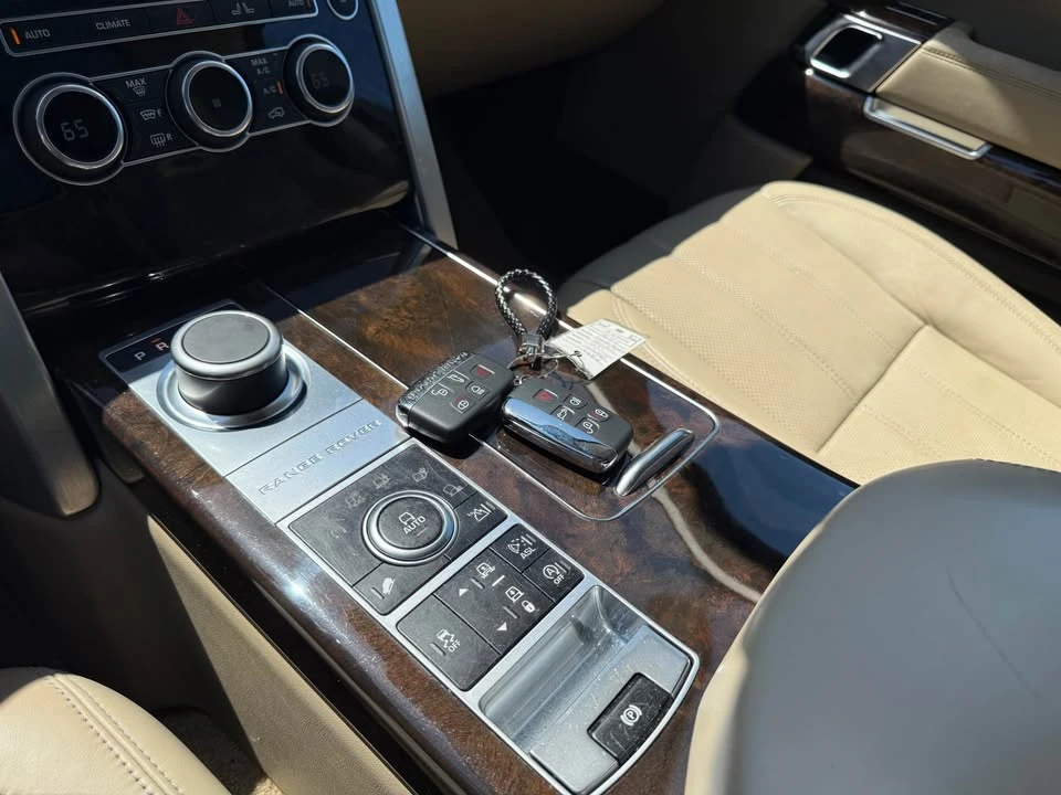 2014 Land Rover Range Rover L405 - Image 16 of 19