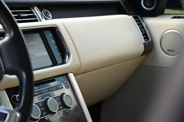 2014 Land Rover Range Rover L405 - Image 11 of 21