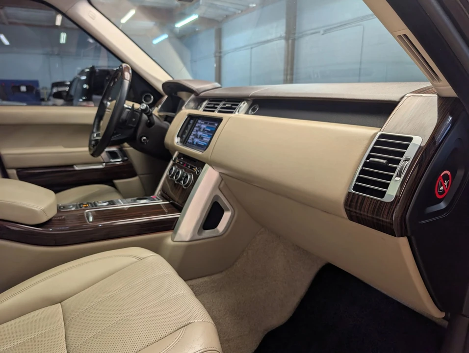 2014 Land Rover Range Rover L405 - Image 22 of 31