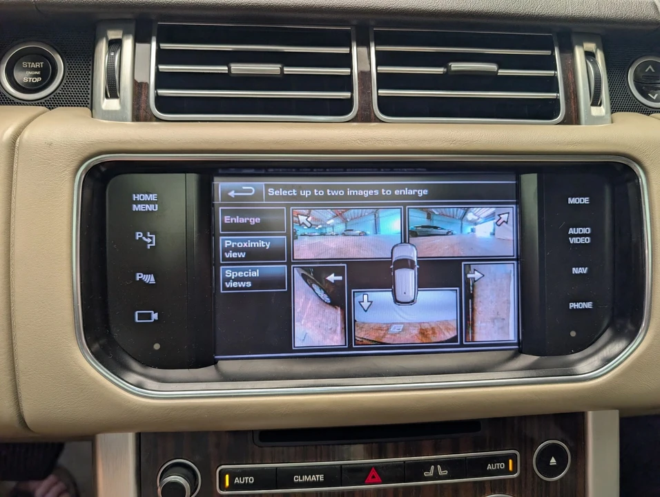 2014 Land Rover Range Rover L405 - Image 19 of 31