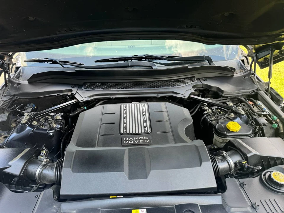 2014 Land Rover Range Rover L405 - Image 8 of 11