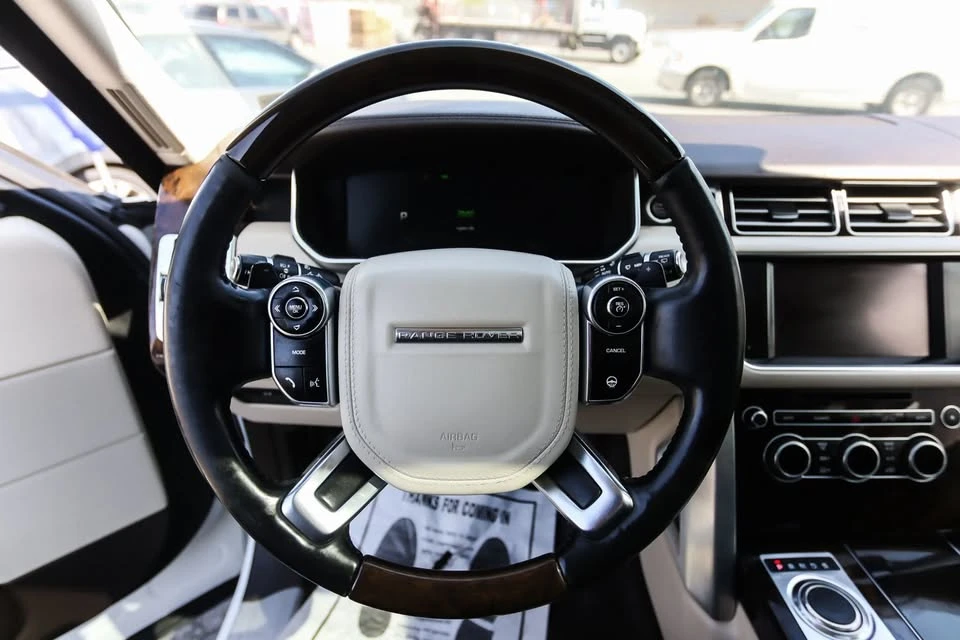 2014 Land Rover Range Rover L405 - Image 3 of 20