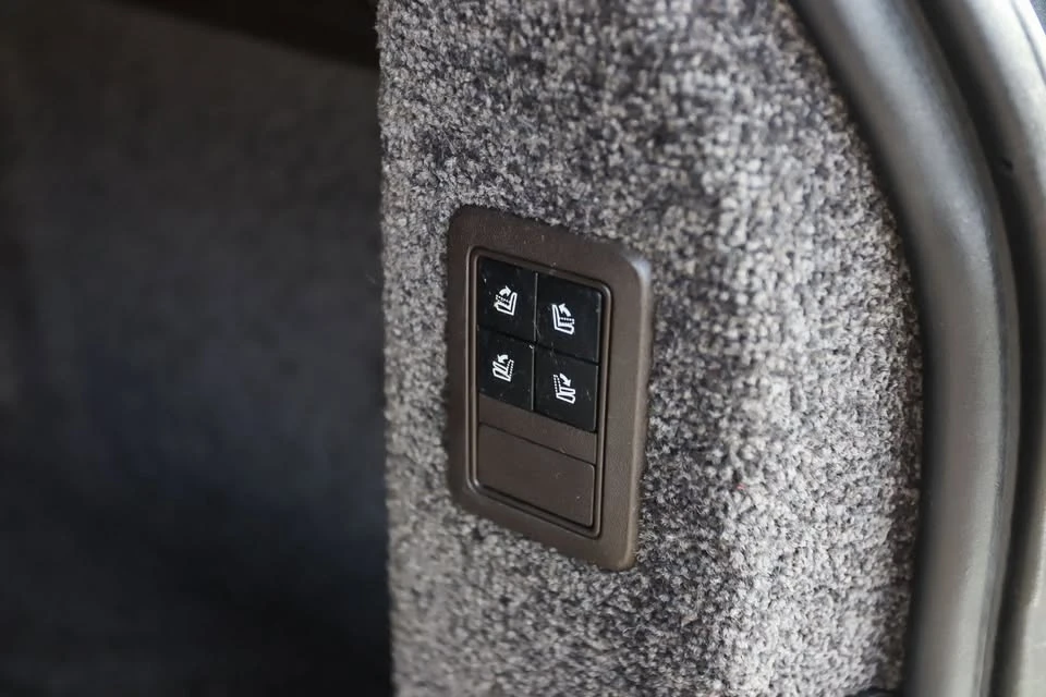 2014 Land Rover Range Rover L405 - Image 19 of 20