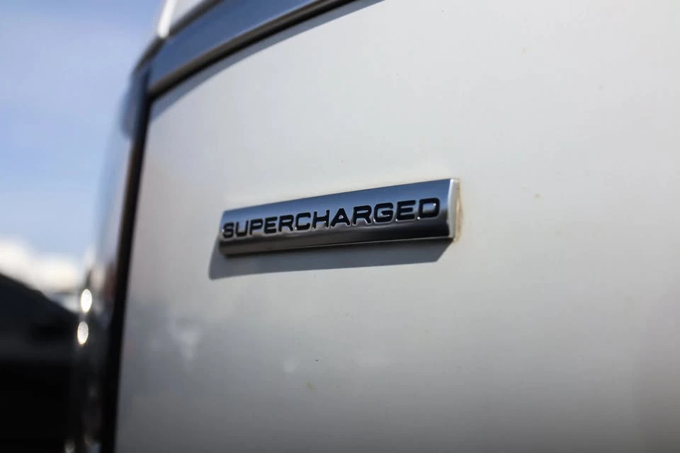 2014 Land Rover Range Rover L405 - Image 17 of 20