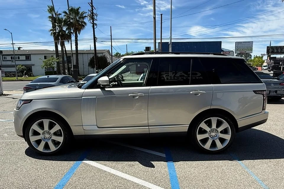 2014 Land Rover Range Rover L405 - Image 10 of 20