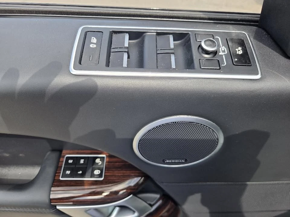 2014 Land Rover Range Rover L405 - Image 8 of 20