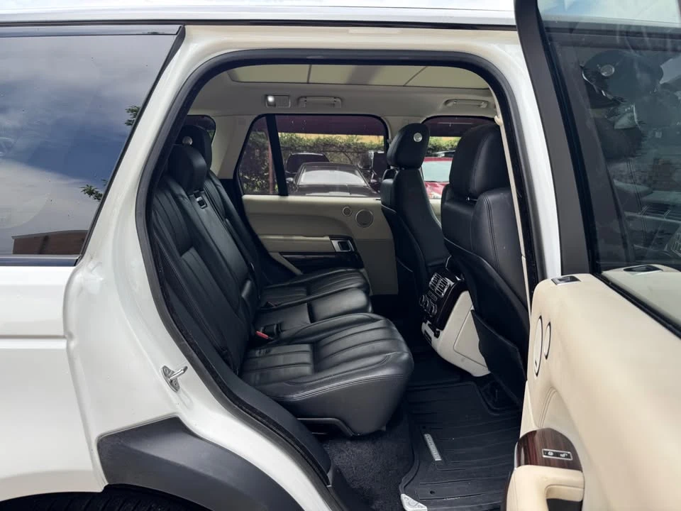 2014 Land Rover Range Rover L405 - Image 14 of 20
