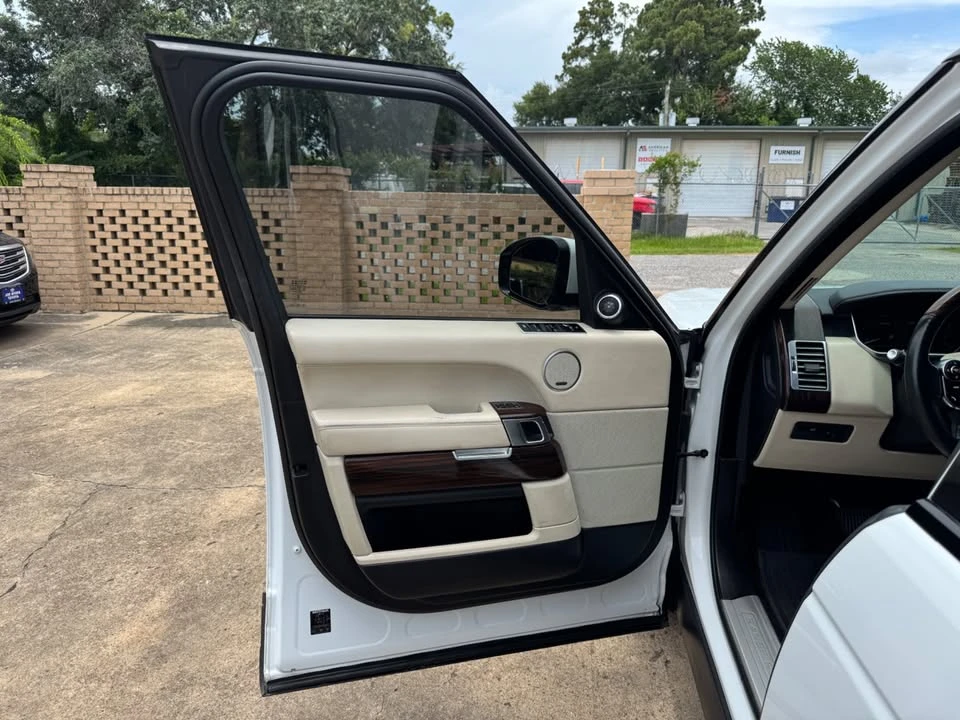 2014 Land Rover Range Rover L405 - Image 9 of 20