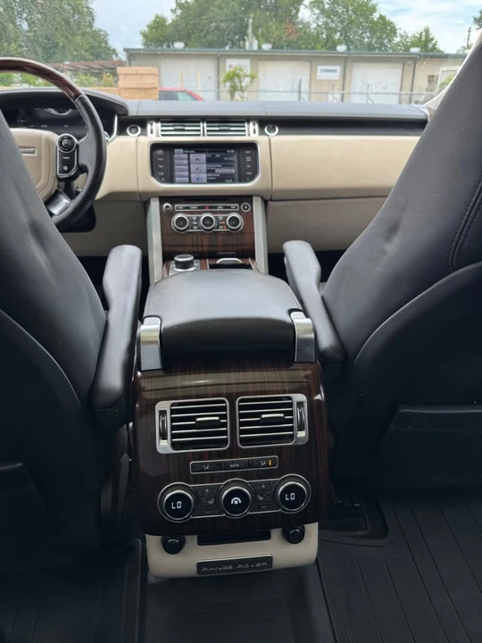 2014 Land Rover Range Rover L405 - Image 17 of 20