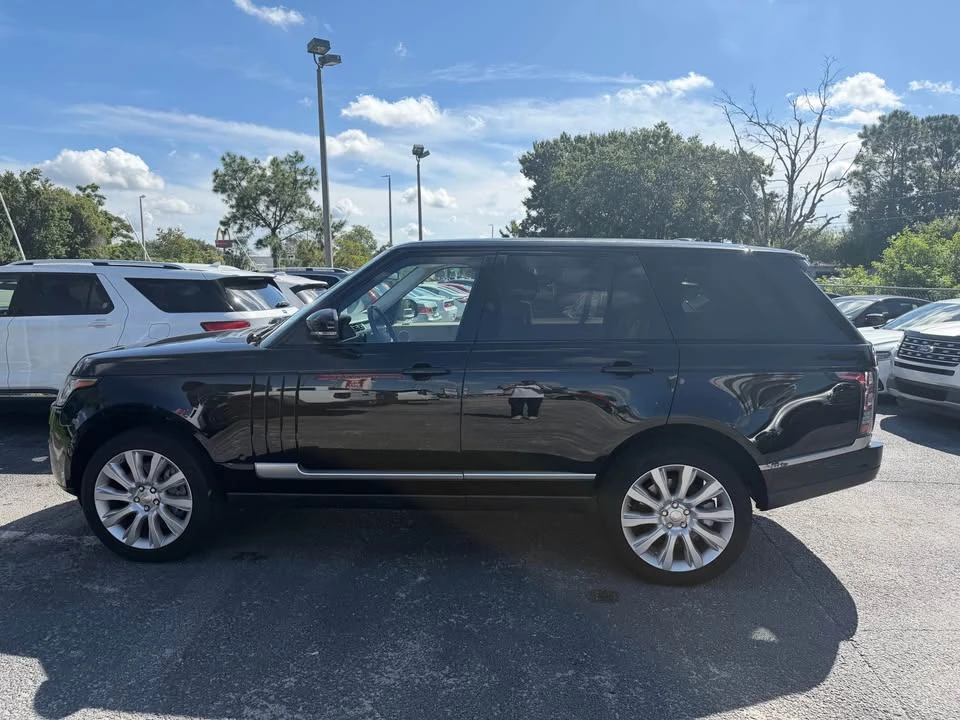 2014 Land Rover Range Rover L405 - Image 4 of 11