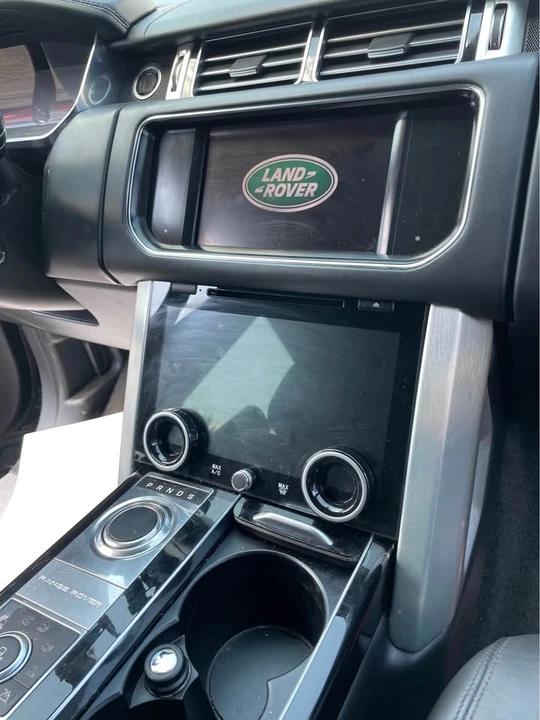 2014 Land Rover Range Rover L405 - Image 5 of 10