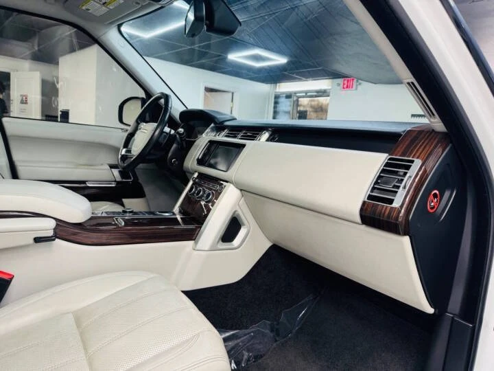 2014 Land Rover Range Rover L405 - Image 13 of 16