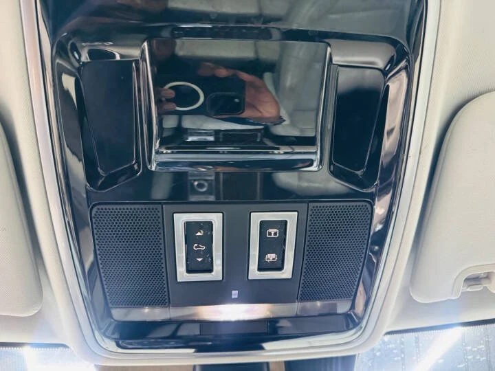 2014 Land Rover Range Rover L405 - Image 11 of 16