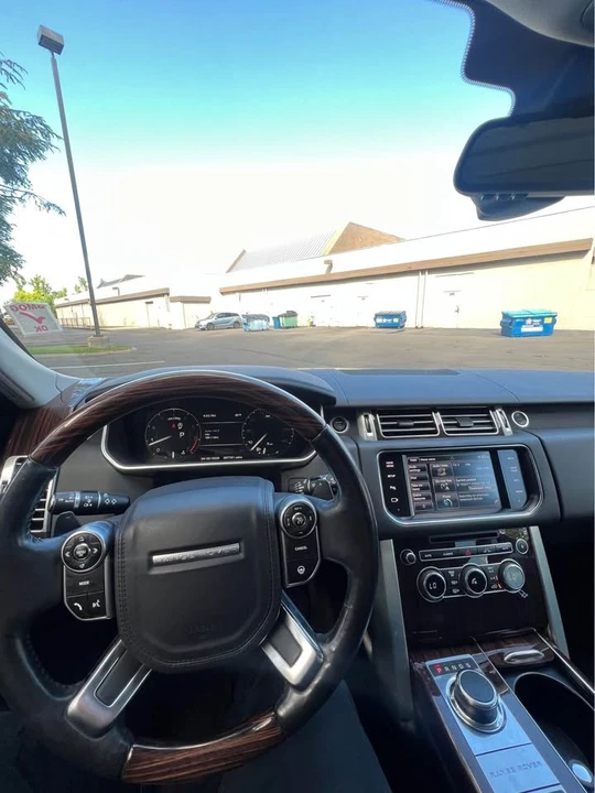 2014 Land Rover Range Rover L405 - Image 7 of 12