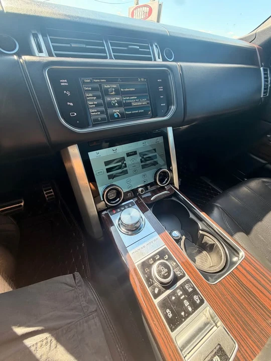 2014 Land Rover Range Rover L405 - Image 5 of 10
