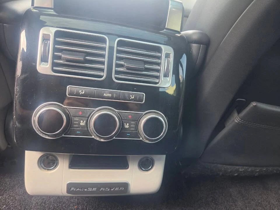 2014 Land Rover Range Rover L405 - Image 8 of 20