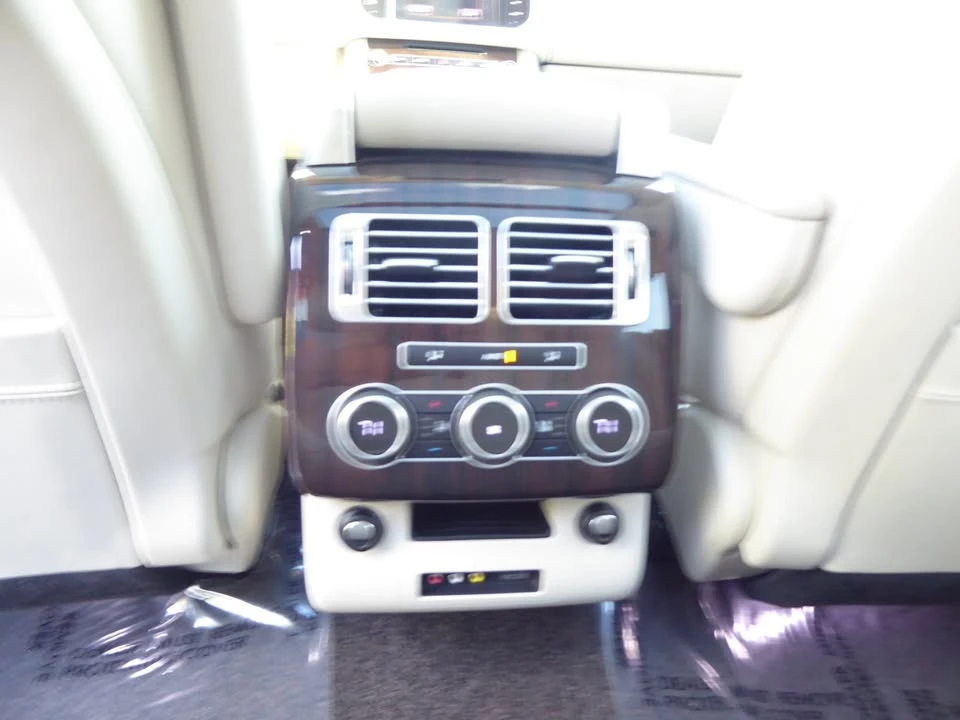 2014 Land Rover Range Rover L405 - Image 15 of 17