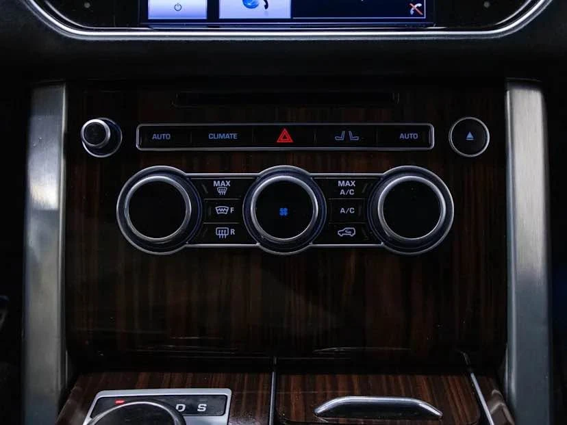 2014 Land Rover Range Rover L405 - Image 11 of 16