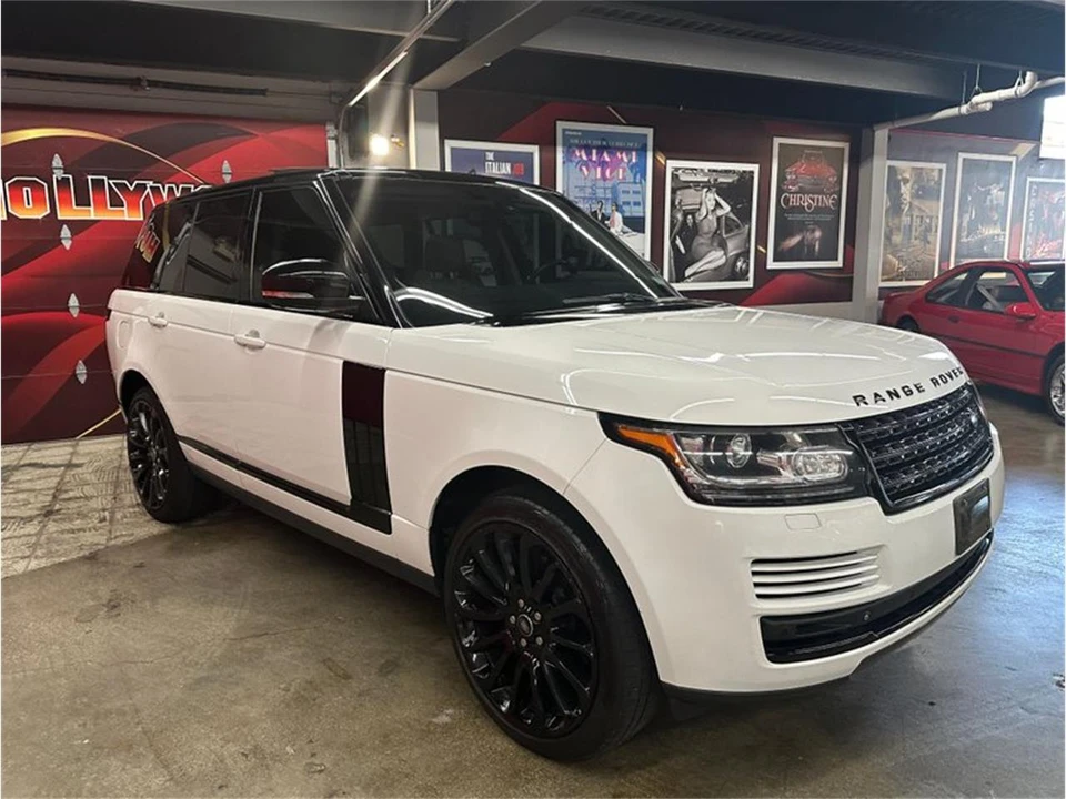 2014 Land Rover Range Rover L405 - Image 11 of 31