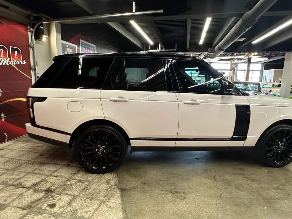 2014 Land Rover Range Rover L405 - Image 14 of 31