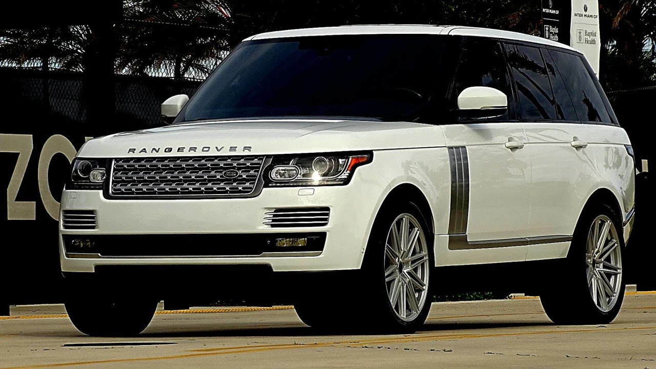 2014 Land Rover Range Rover L405 - Image 3 of 21