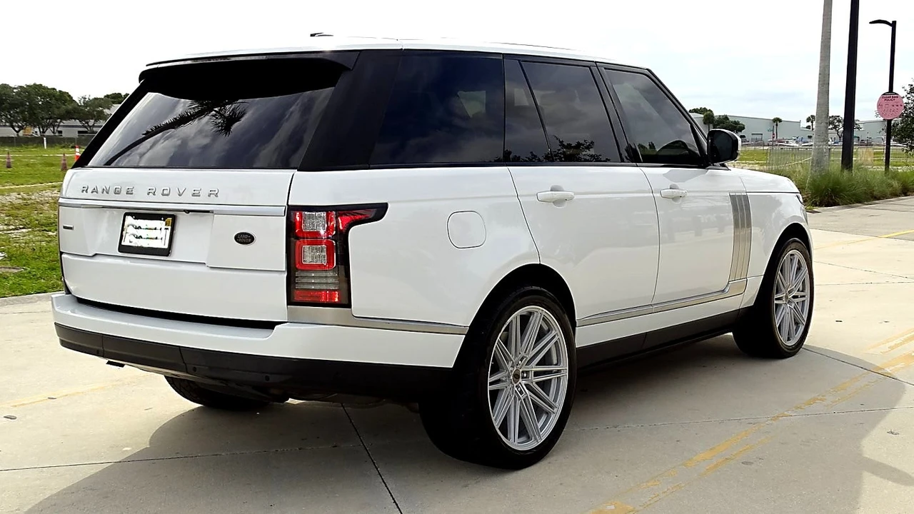 2014 Land Rover Range Rover L405 - Image 4 of 21