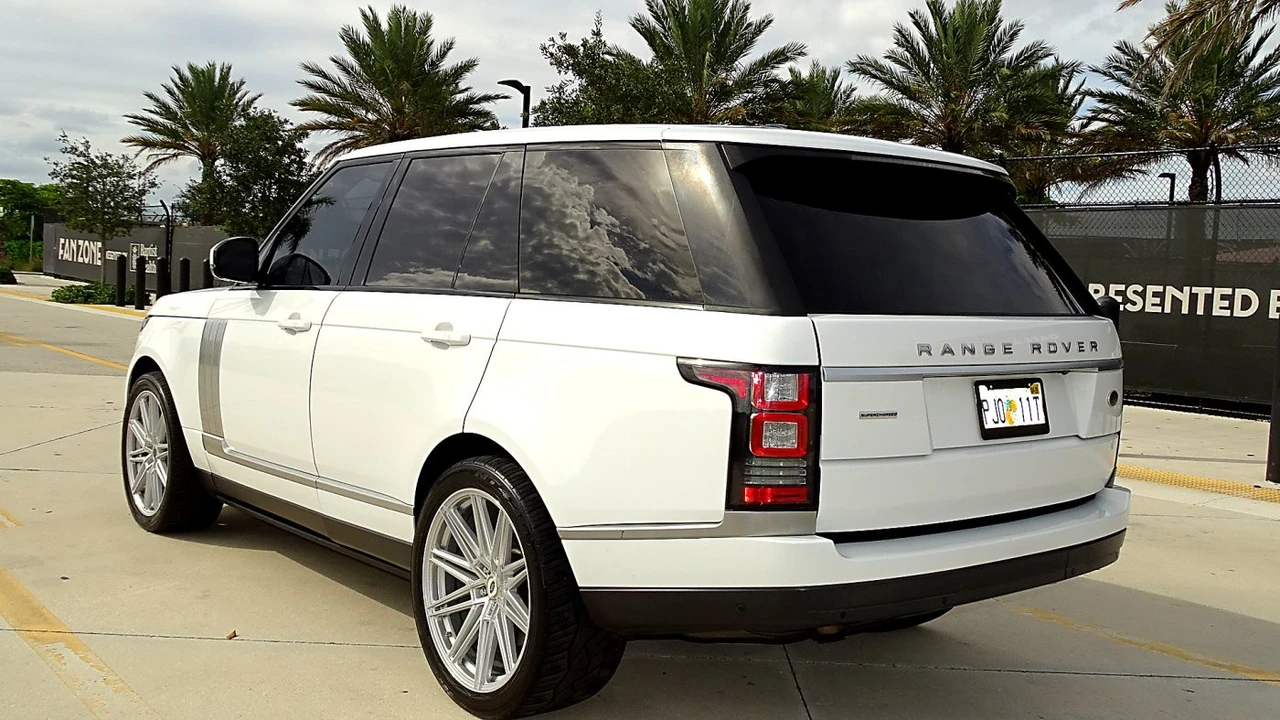 2014 Land Rover Range Rover L405 - Image 5 of 21