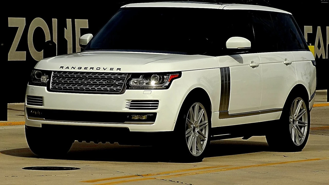 2014 Land Rover Range Rover L405 - Image 16 of 21