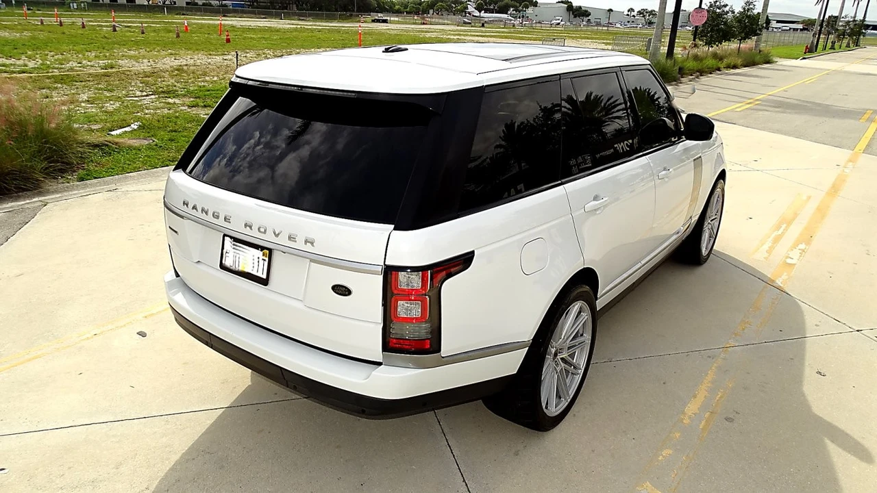 2014 Land Rover Range Rover L405 - Image 9 of 21