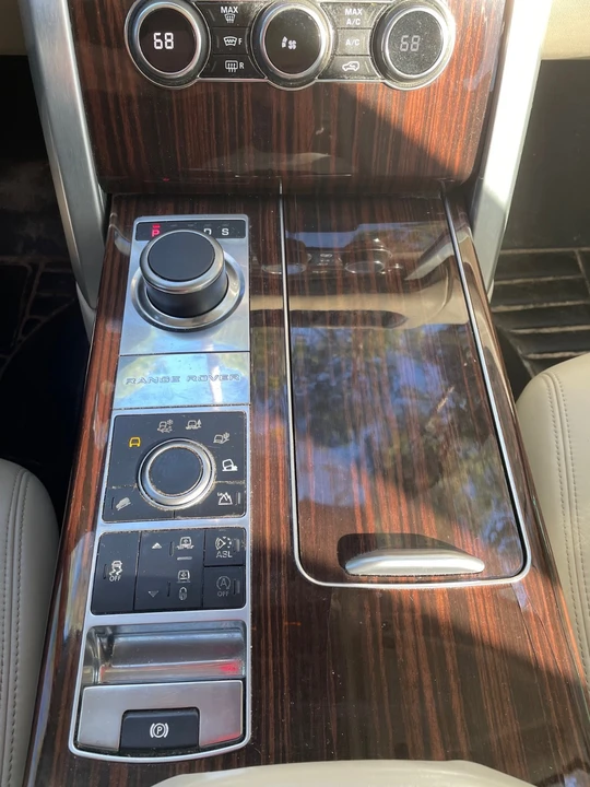 2014 Land Rover Range Rover L405 - Image 11 of 20